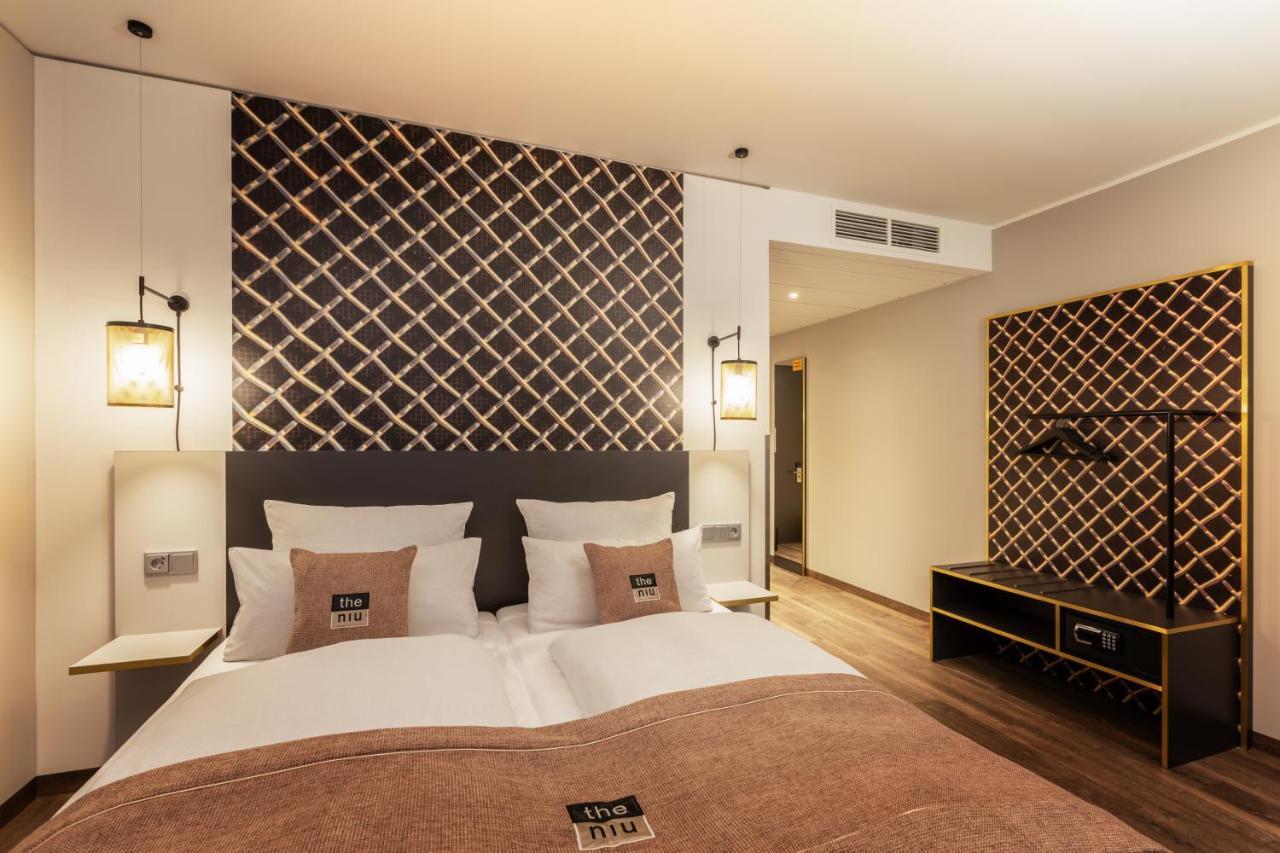 Standard Room,947701846:JPEG